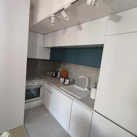 Cozy Nest - Simple & Comfy Apartment Skopje